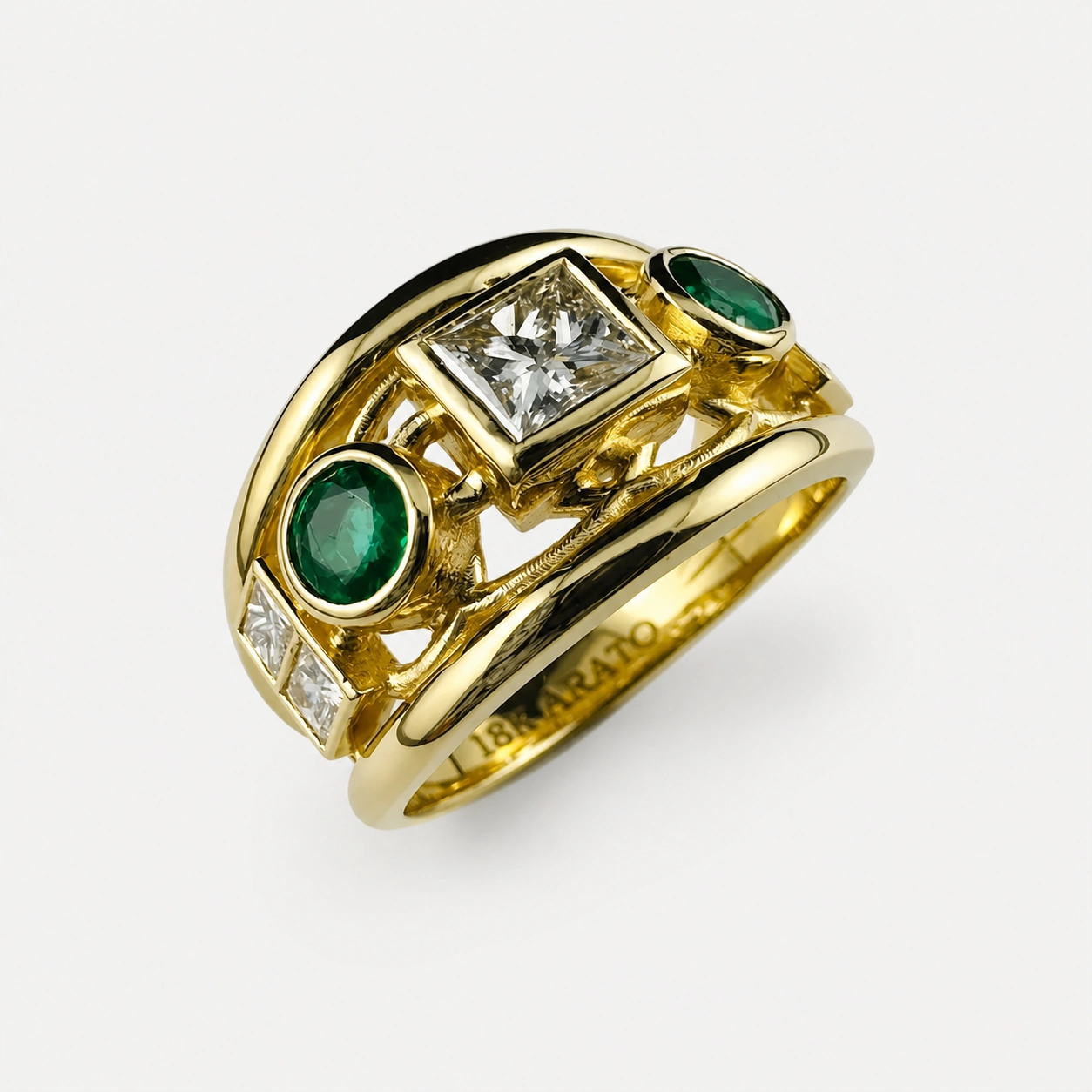18K Yellow Gold Diamond and Emerald Ring