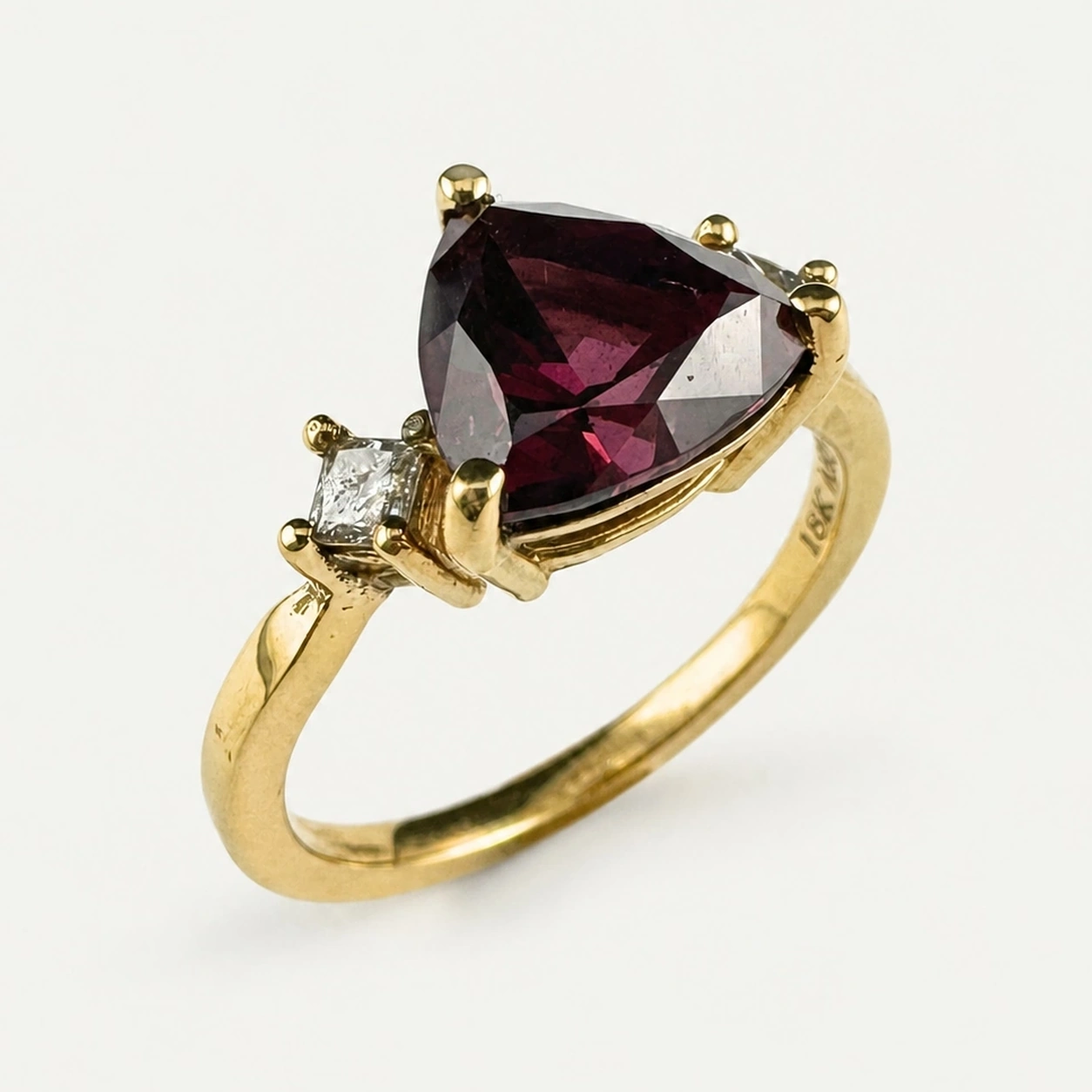 18K Yellow Gold Garnet and Diamond Ring