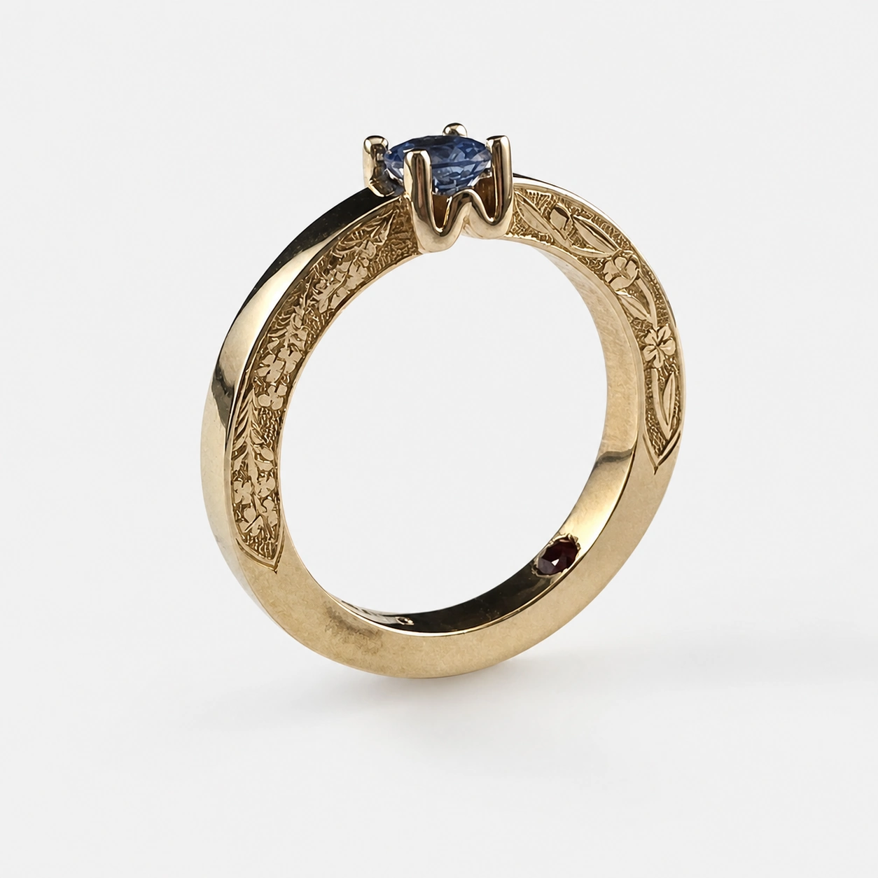 14K Yellow Gold Sapphire Hand Engraved Ring