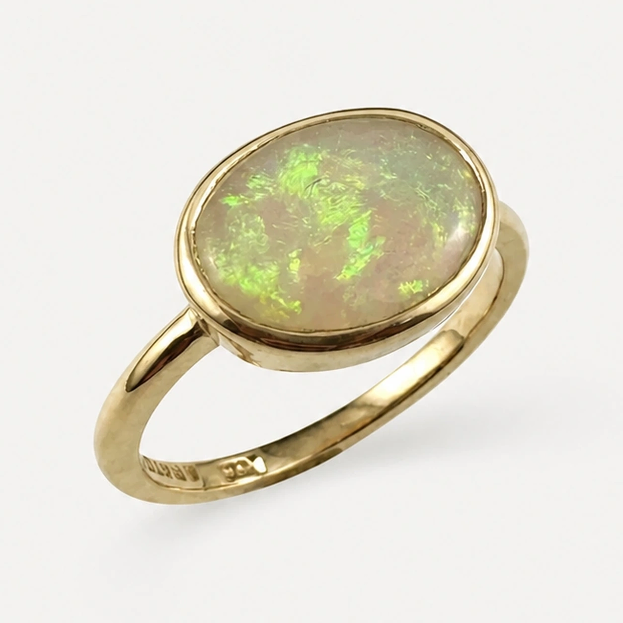 18K Yellow Gold Opal Ring