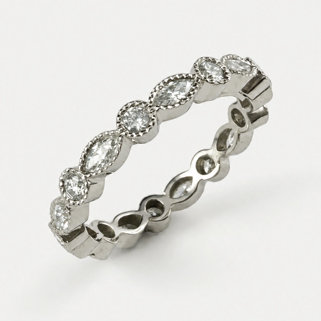 19K White Gold Marquise 26 Round Briliant Cut Diamond Eternity Band With Millgrain